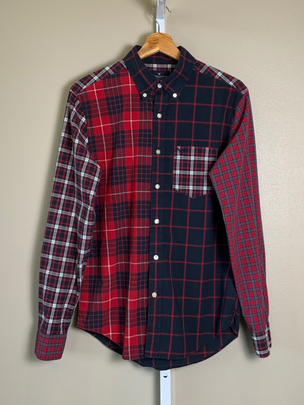 American Eagle Outfitters Classic Fit Mixed Plaid Button Down Oxford Shirt